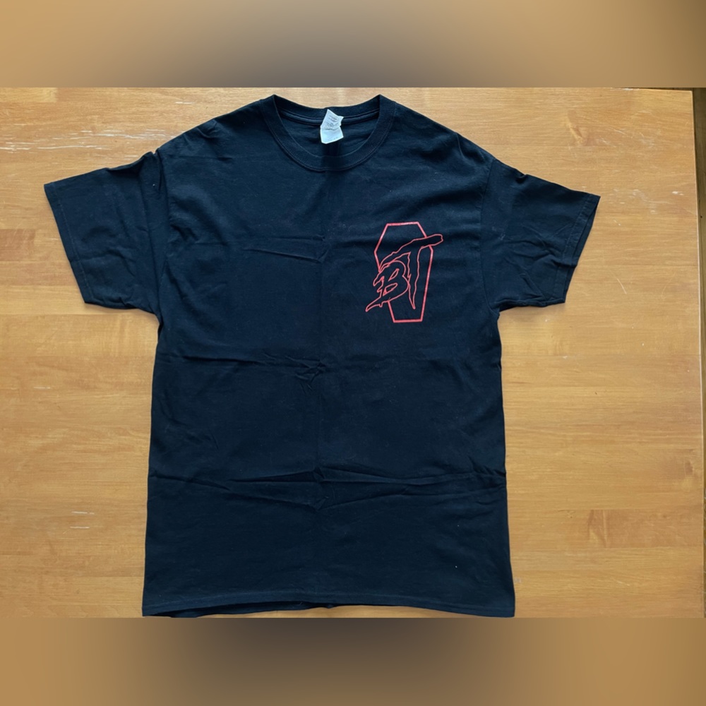 Beartooth coffin “bury tomorrow” men’s L tshirt NEVER WORN